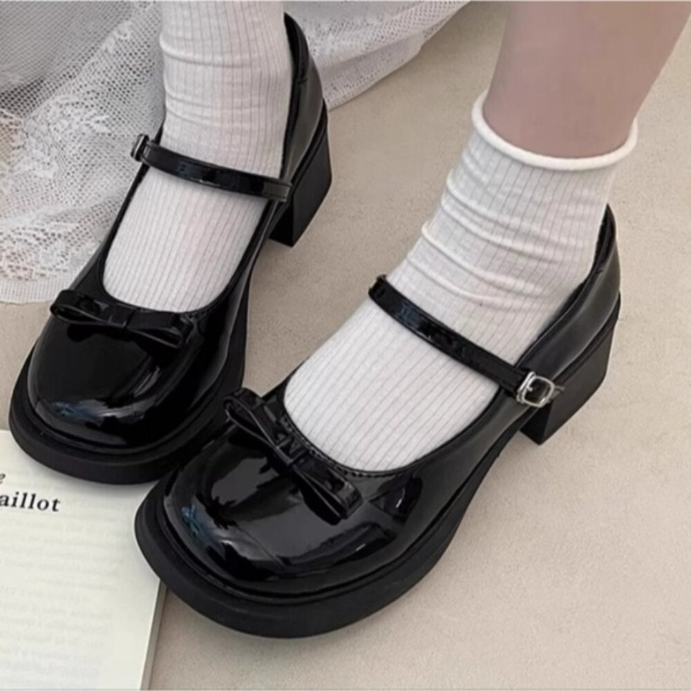 women shoes Heels